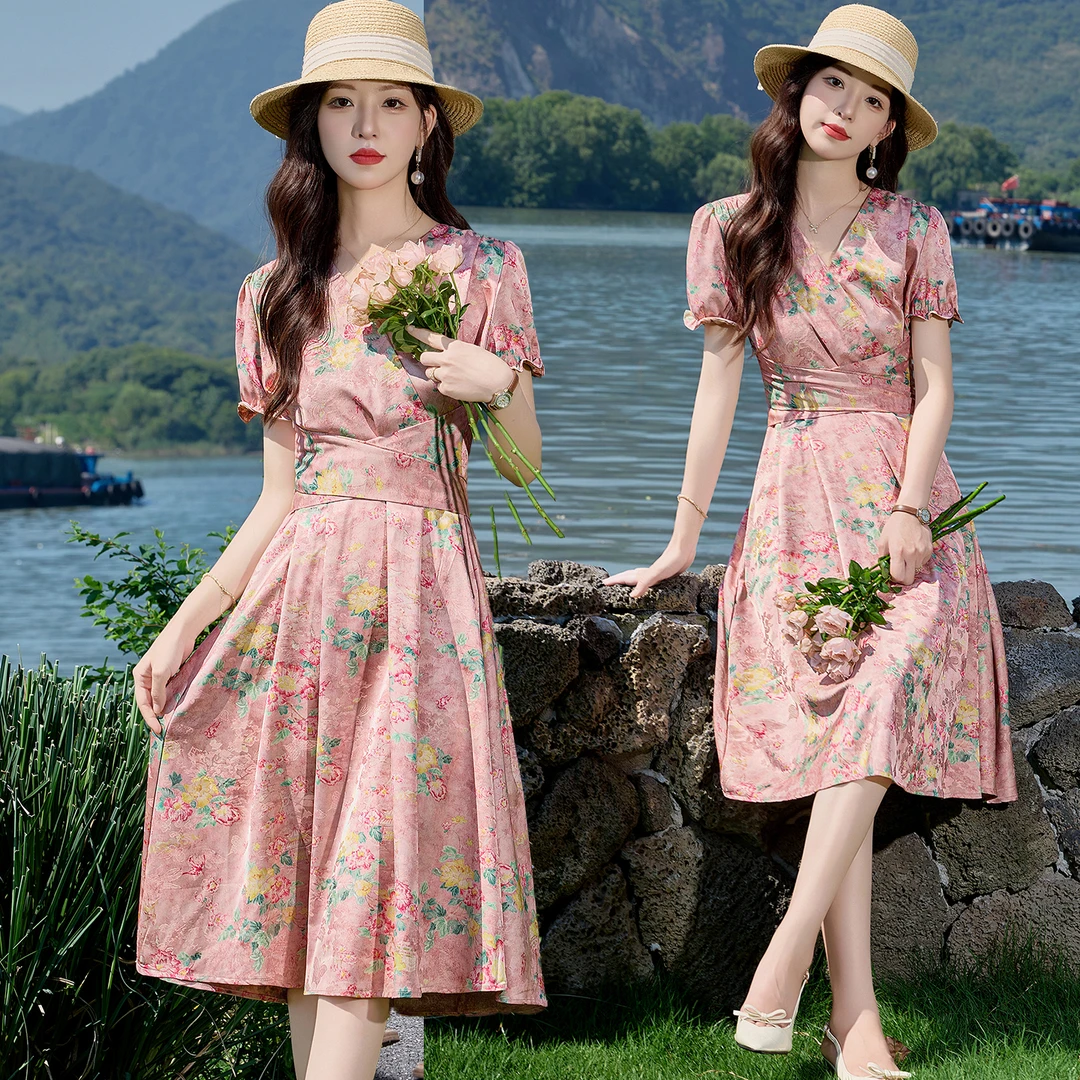 法式印花连衣裙洋气衣服女夏季新款时尚气质名媛收腰显瘦中长裙子