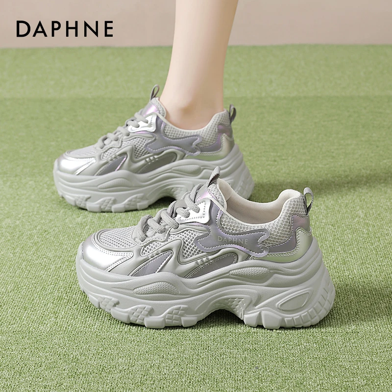 达芙妮老爹鞋女秋2025新款休闲百搭网面透气小个子厚底增高运动鞋