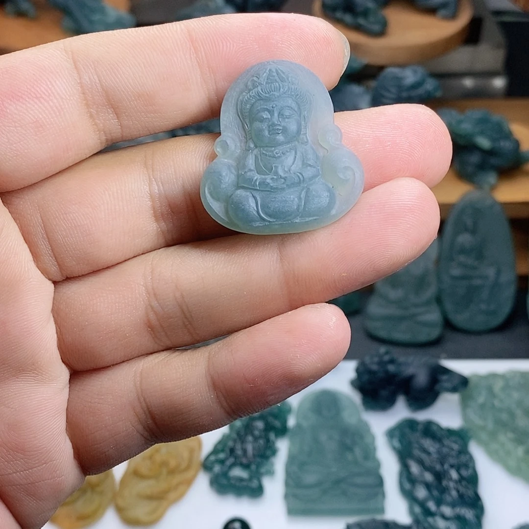定制翡翠未镶嵌观音