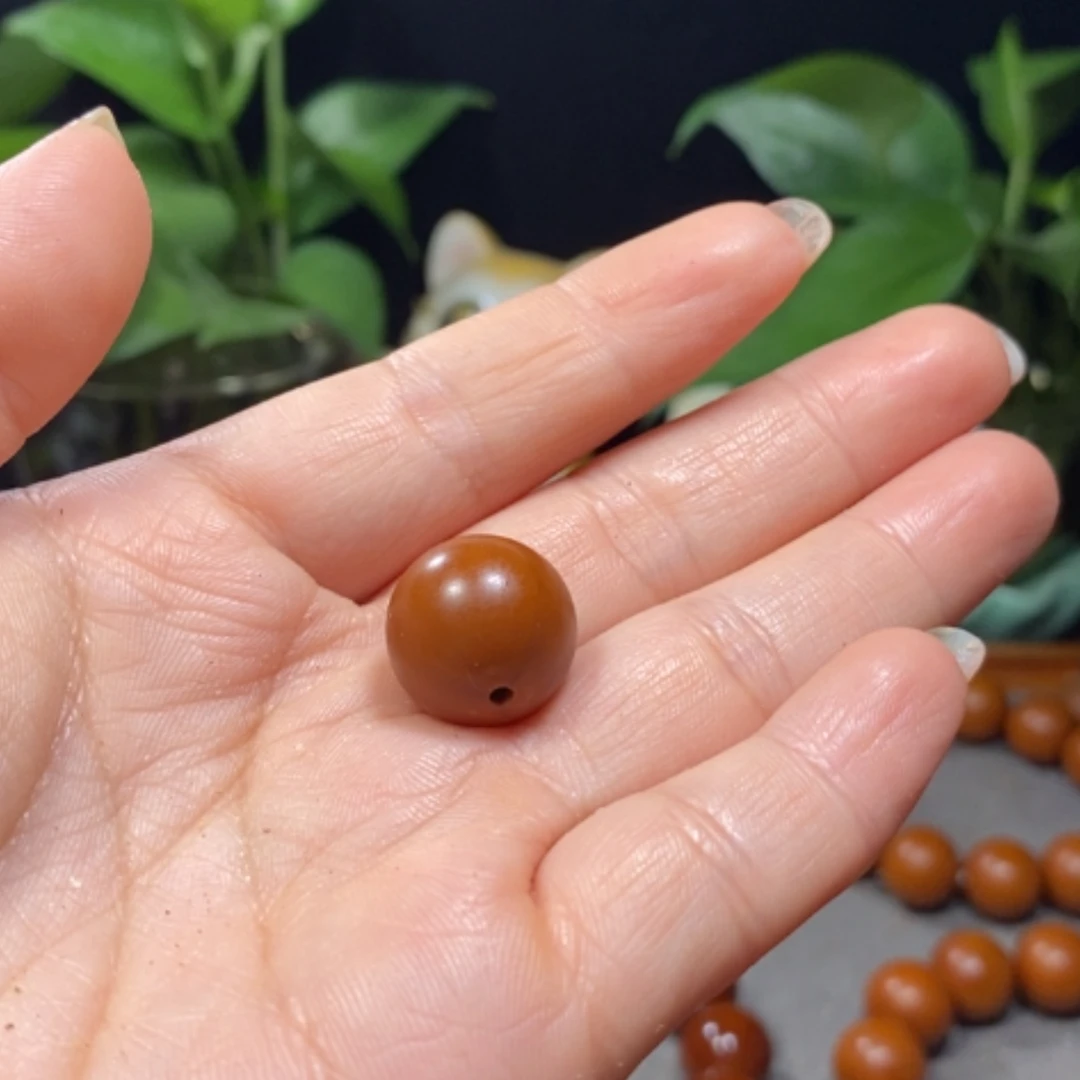 【闪购商品】吊坠橄榄核中**立1.65+树王铁核