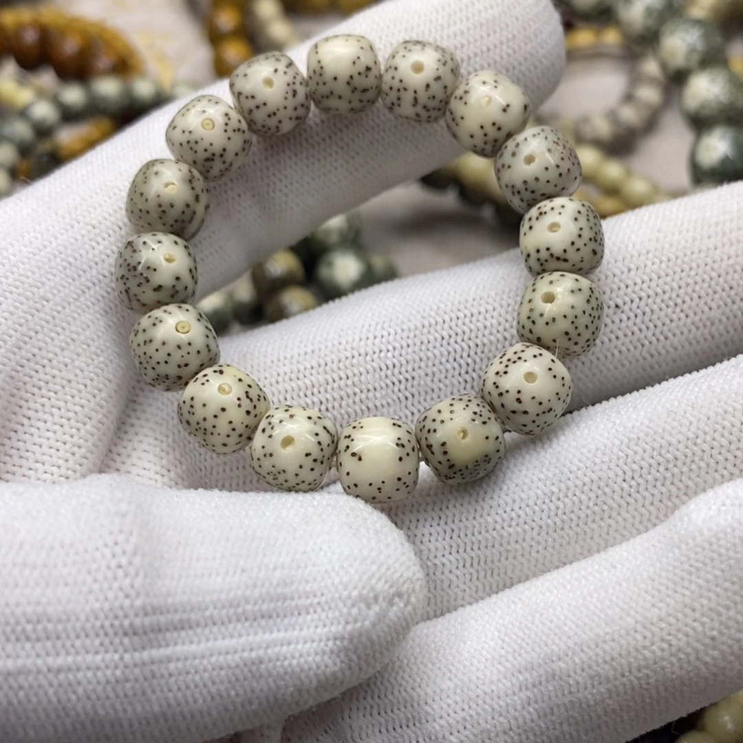 星月菩提手串轩**吉海南原生态星月菩提