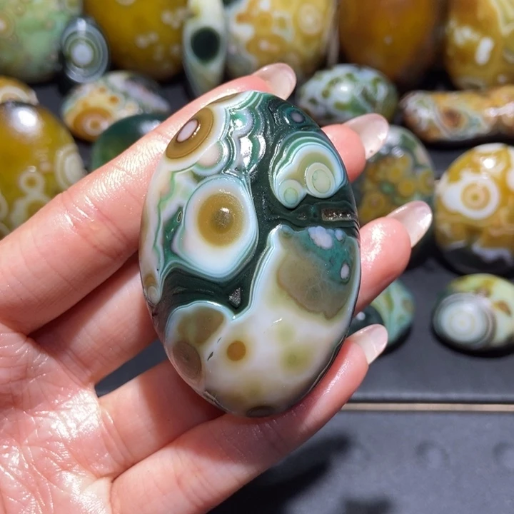 【闪购商品】未镶嵌玛瑙/玉髓珠宝奇石q