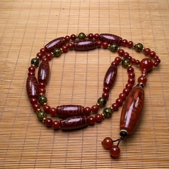 玛瑙/玉髓颈饰未镶嵌