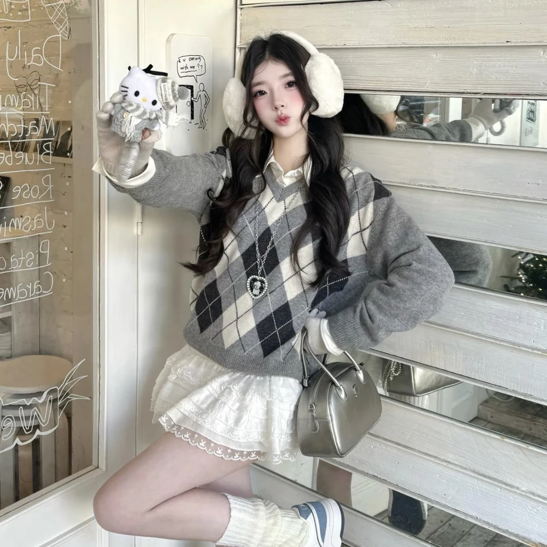 99新 MIU MIU/缪缪 1524/FW23 灰色Logo嵌花羊绒毛衣/36码