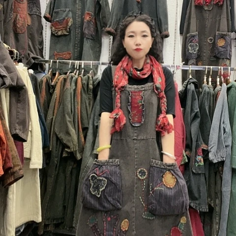 刺绣招财猫重工艺刺绣牛仔背带裙