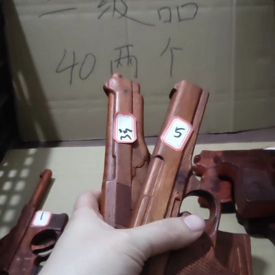 8***叔非洲紫檀（红花梨）