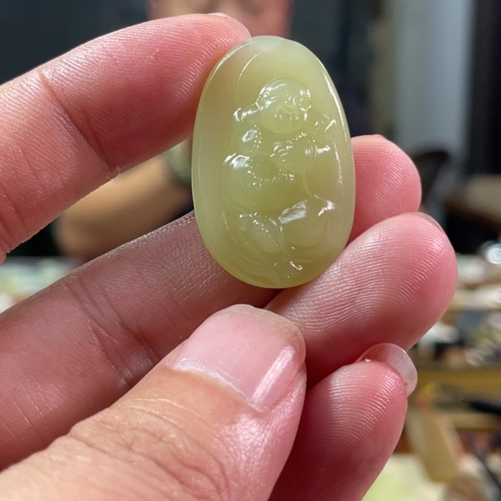 颈饰未镶嵌和田玉