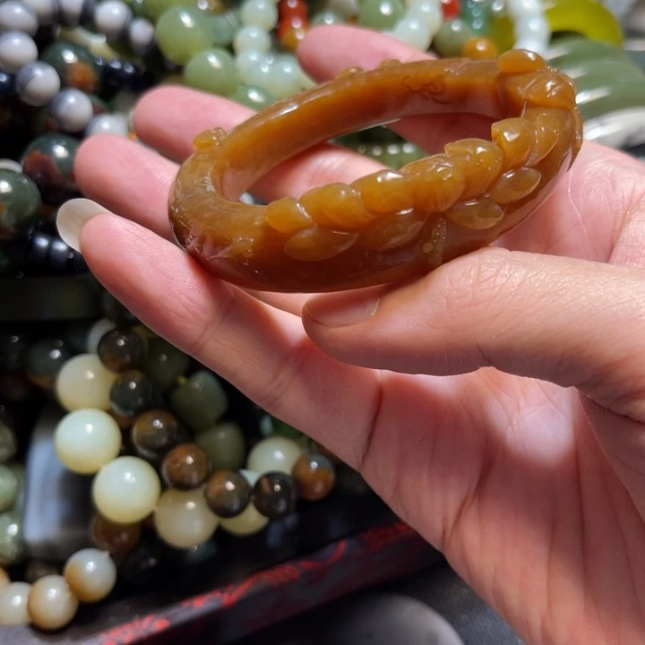 和田玉未镶嵌手链