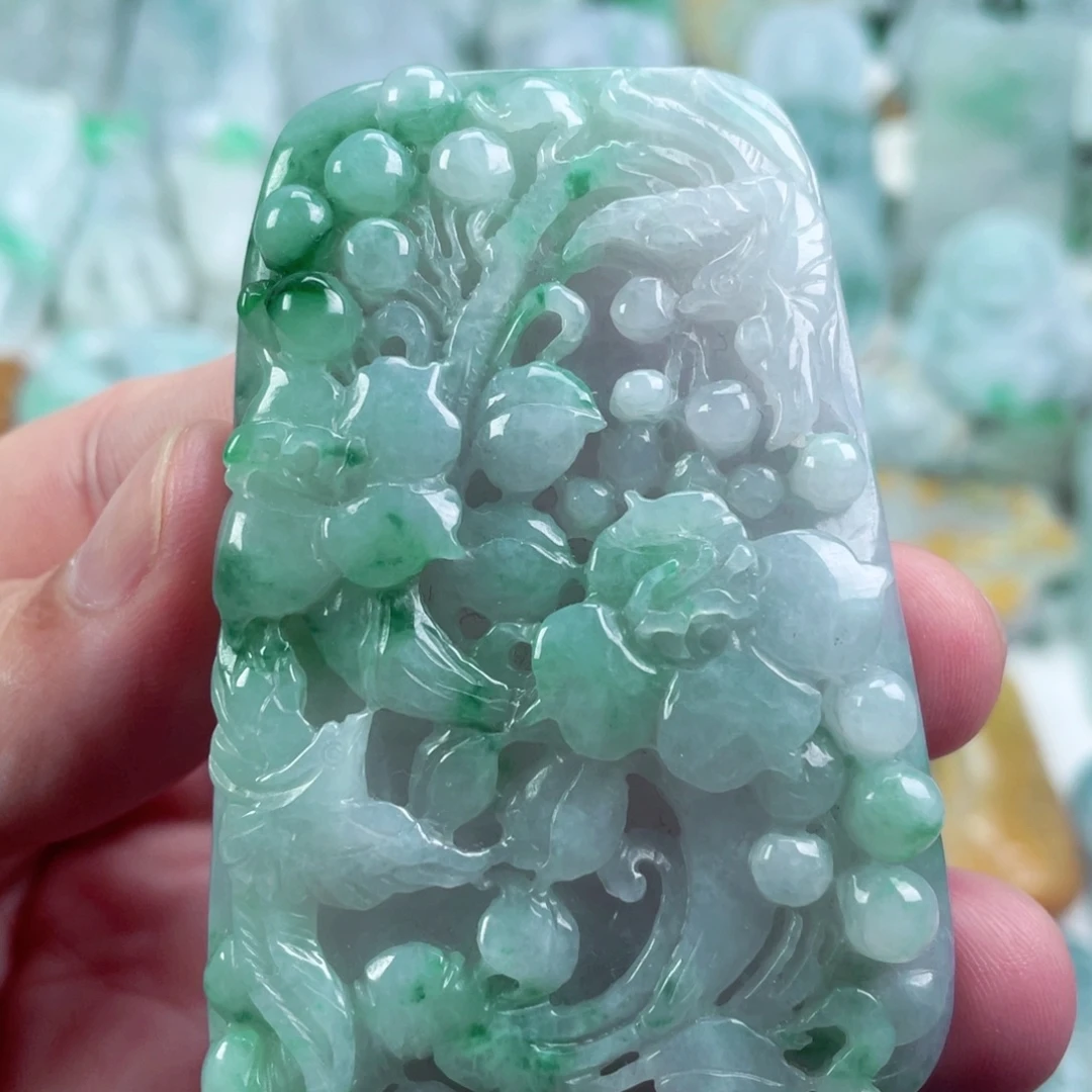 翡翠未镶嵌吊坠(不含链)