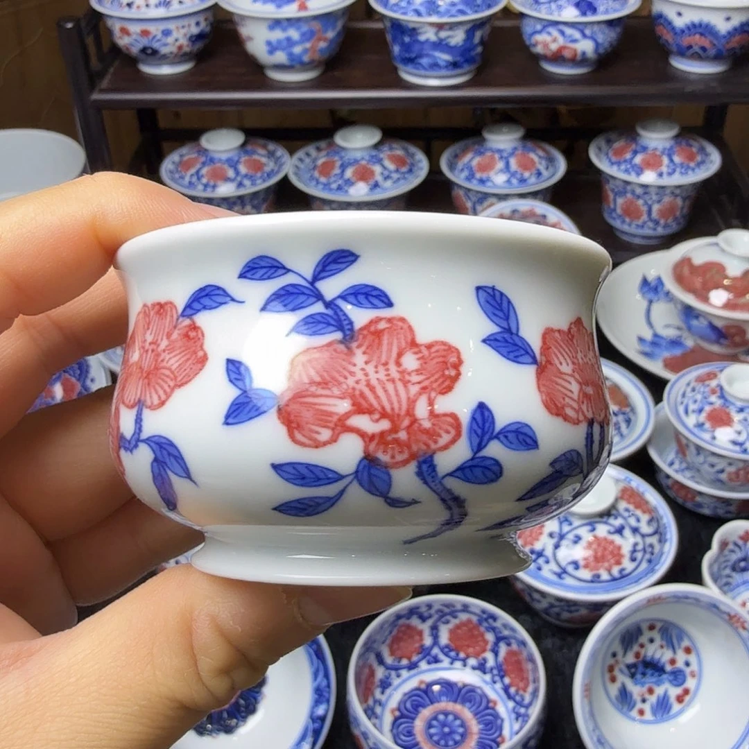 青花釉里红山茶花卢氏杯