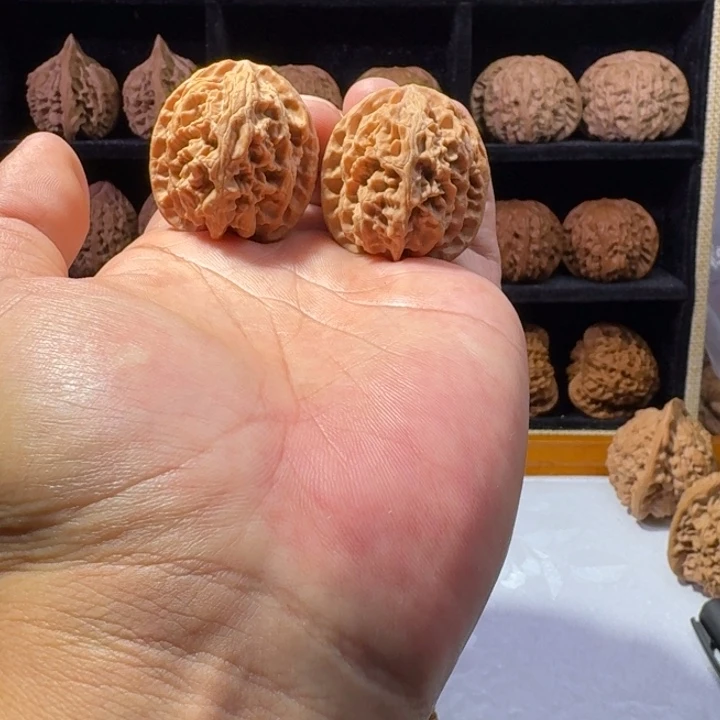 文玩核桃吊坠35.5炮弹苹果园