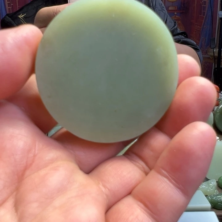 颈饰未镶嵌和田玉(糖玉)手镯心可以雕刻平安扣平安牌或者两个貔貅
