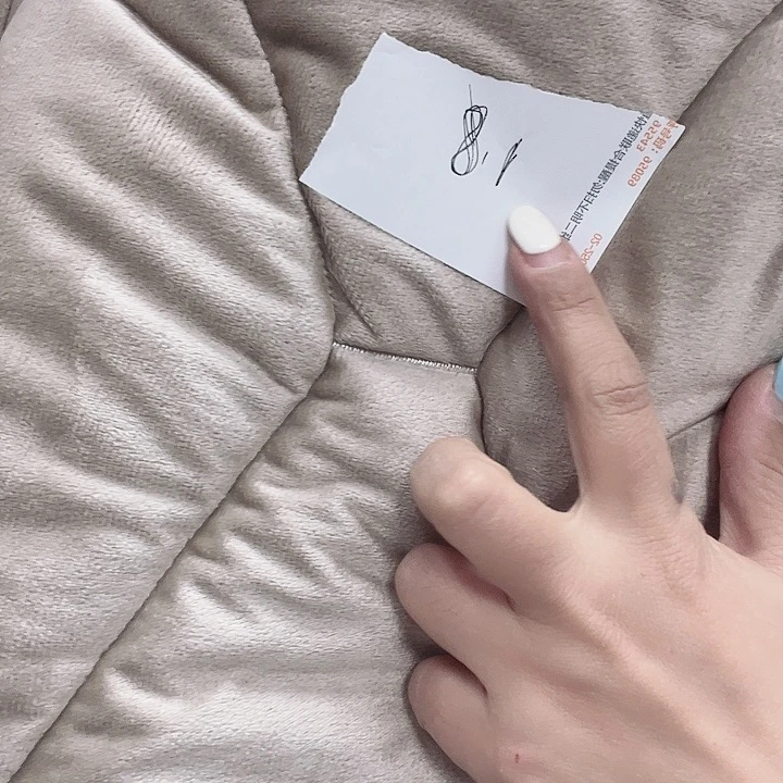 毛绒啦咯啦咯啦咯啦咯啦