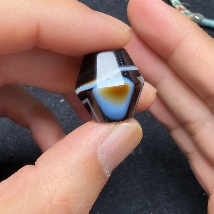 玛瑙/玉髓合金中7649