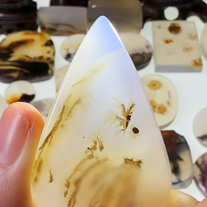 玛瑙/玉髓未镶嵌珠宝半成品