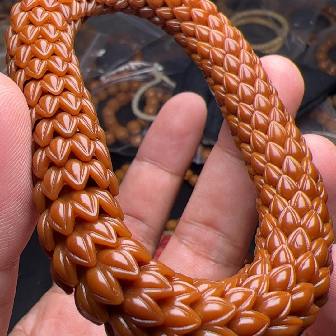 吊坠猴头核桃噢距离