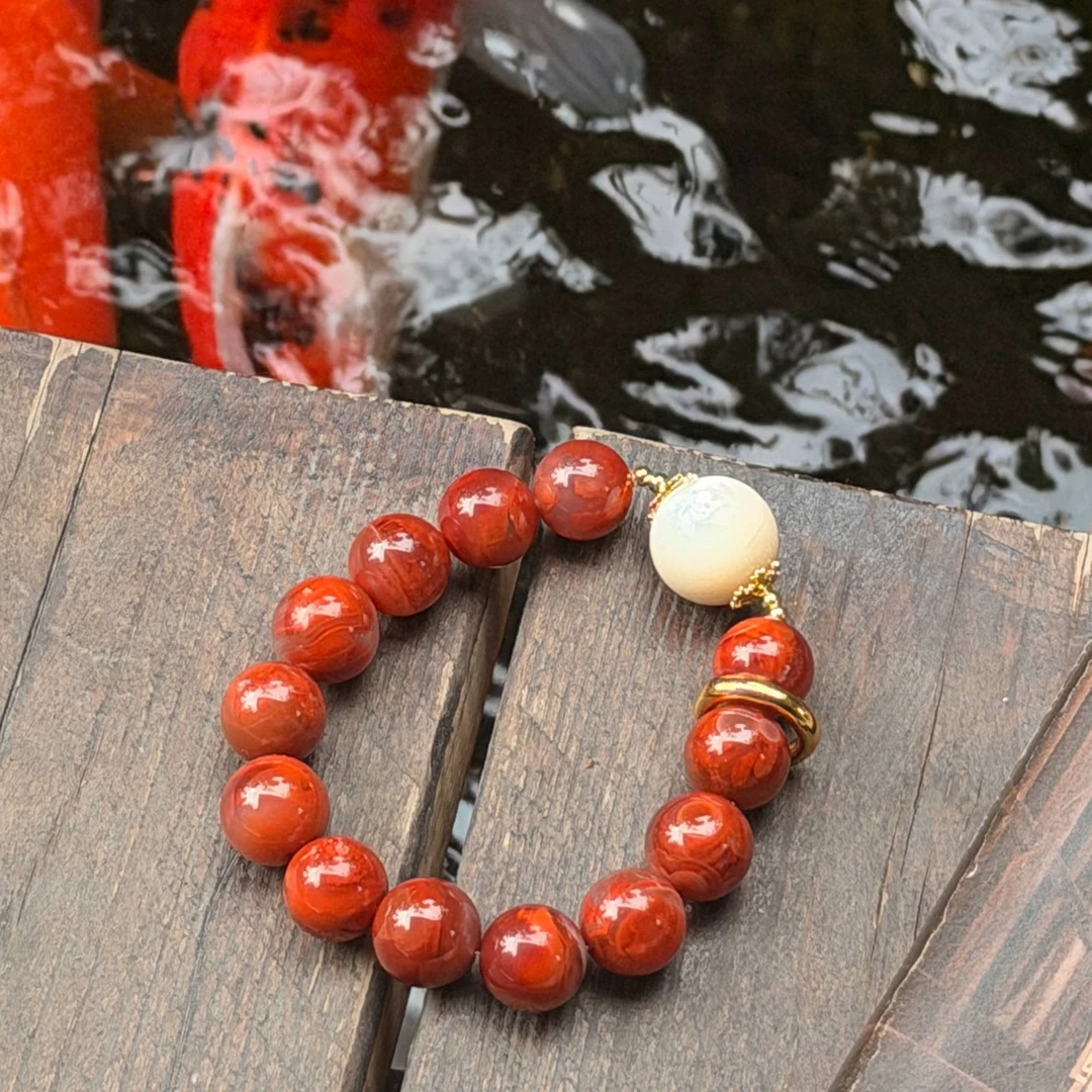 BEREAL彼悦·【锦鲤南红】C款 南红玛瑙&白蝶贝水晶手串