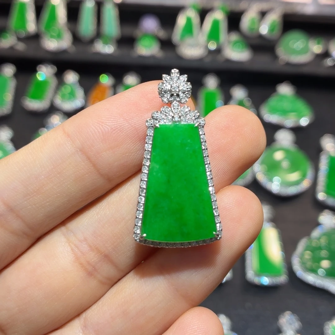 翡翠18K金镶嵌吊坠(不含链)翡翠