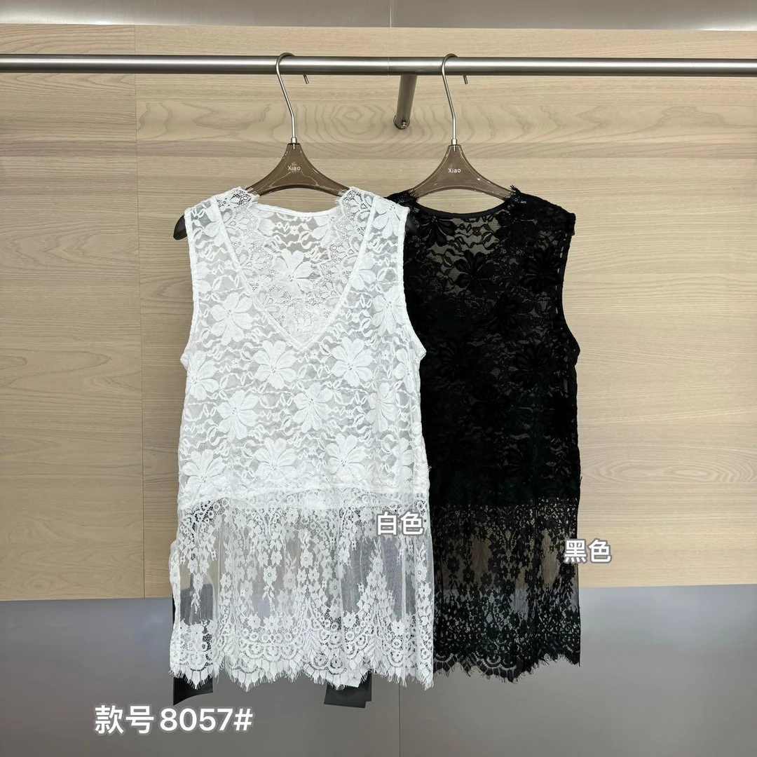 杨杨 潇家-(叠穿美学)欧货蕾丝背心8057