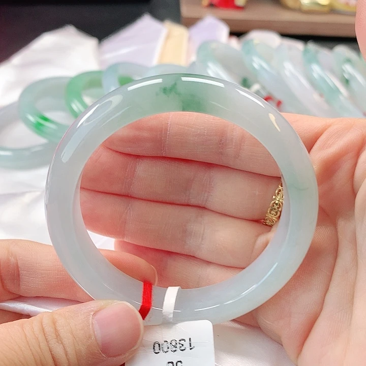 未镶嵌手镯翡翠缅甸A货翡翠手镯