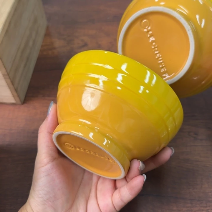 一个陶瓷物件哈哈哈哈