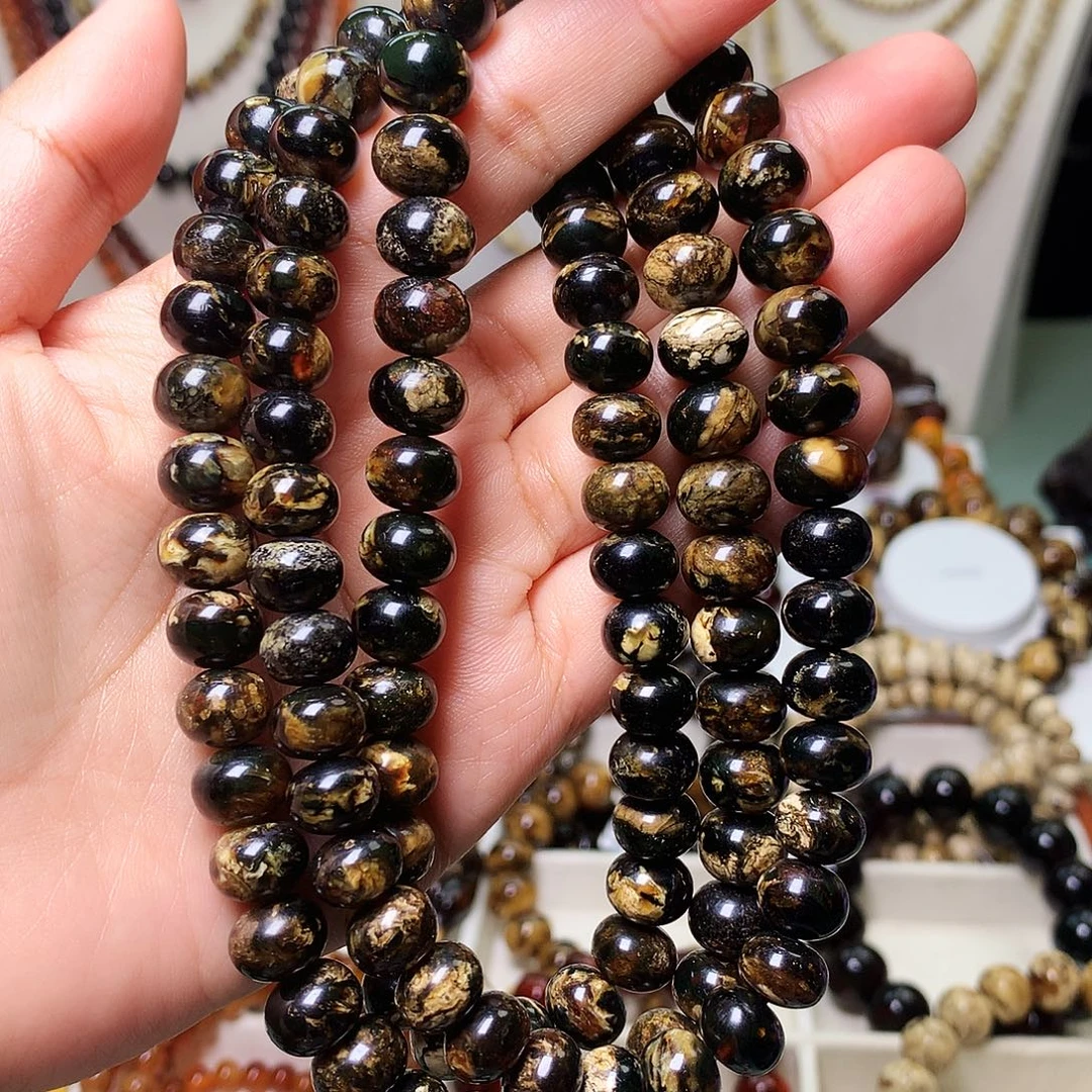 L***•琥珀未镶嵌裸石抚顺琥珀