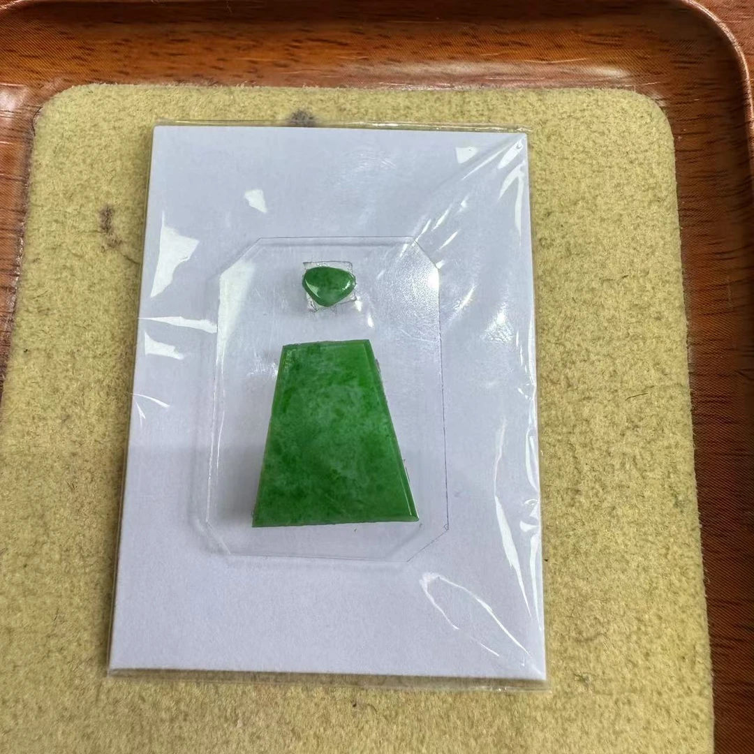 天然翡翠A货吊坠226