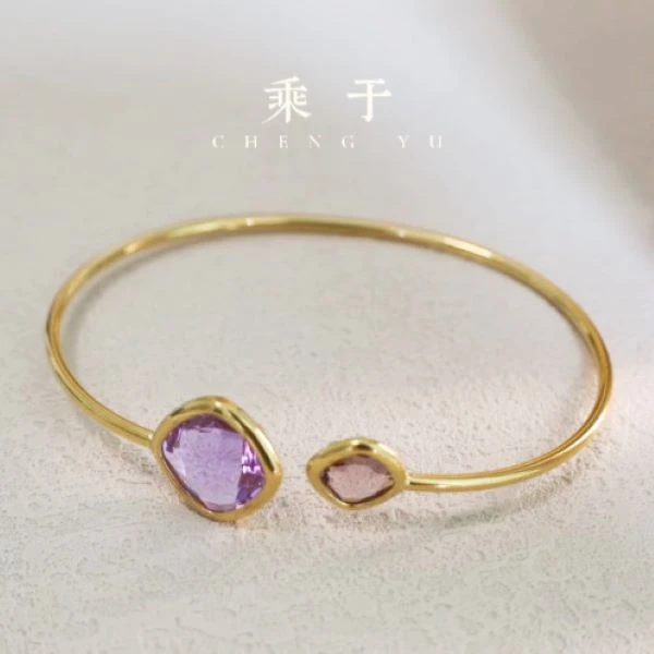 钛钢玻璃手镯 《星弧》紫色玻璃细圈小众开口手镯时尚轻奢气质简约