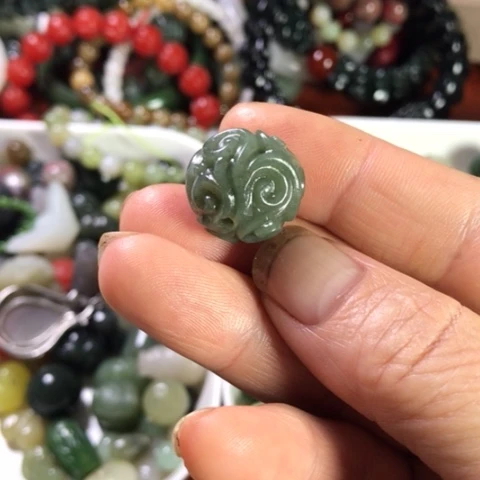 未镶嵌和田玉手机链