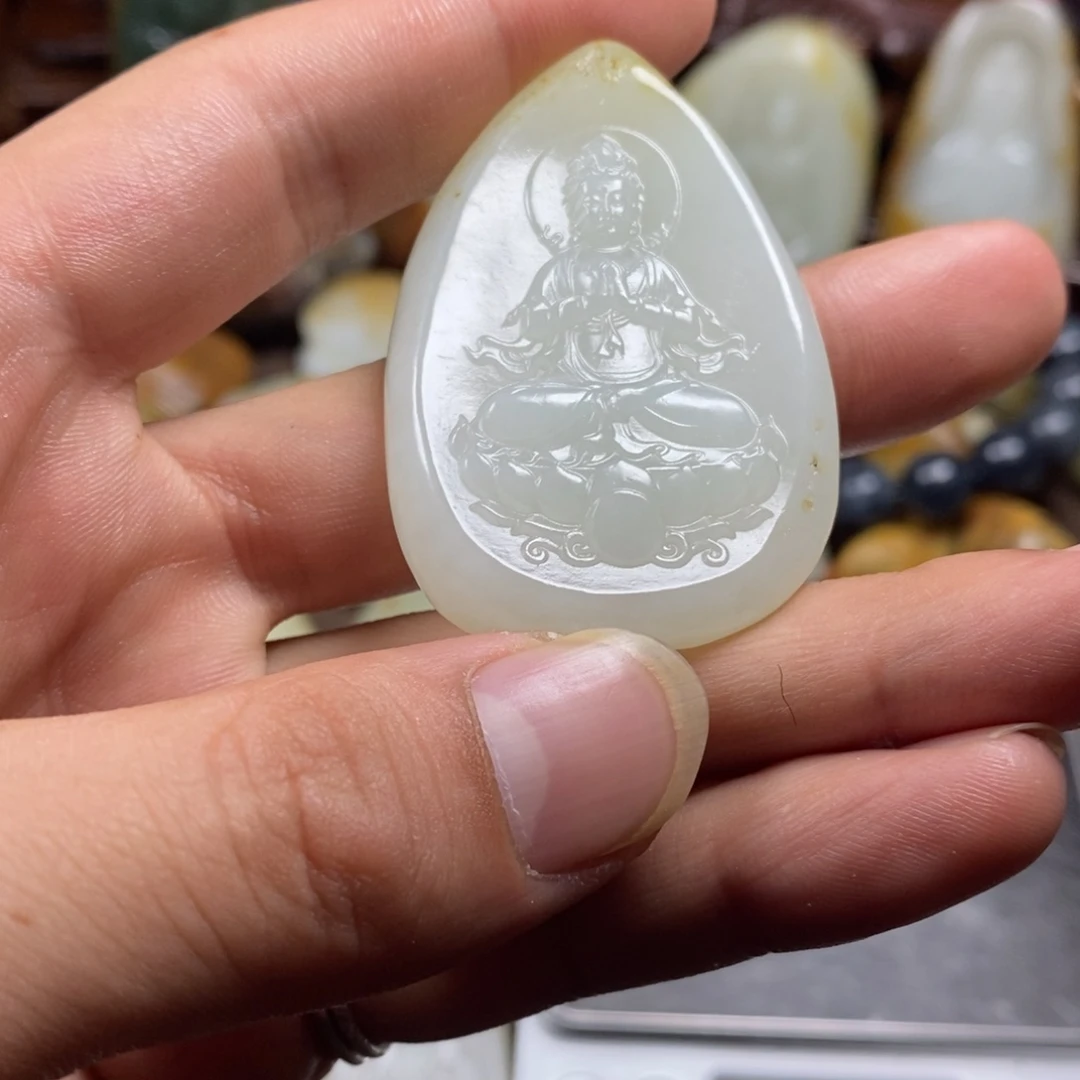 和田玉未镶嵌挂件