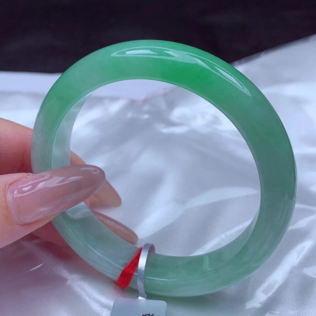 翡翠未镶嵌手镯手镯56