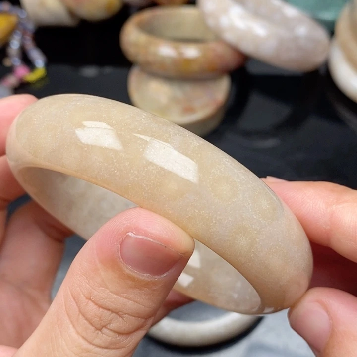 硅化玉手镯未镶嵌61.8