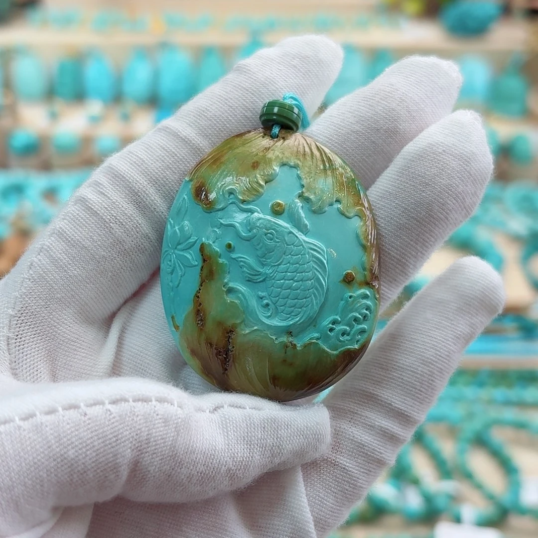 绿松石未镶嵌珠宝奇石