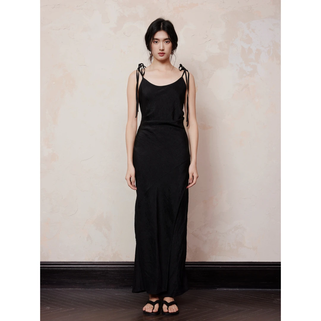 【纸醉金迷】 修身款吊带醋酸吊带连衣裙1001-999-Z23L141A