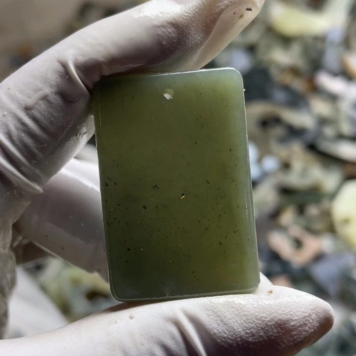 和田玉未镶嵌珠宝奇石