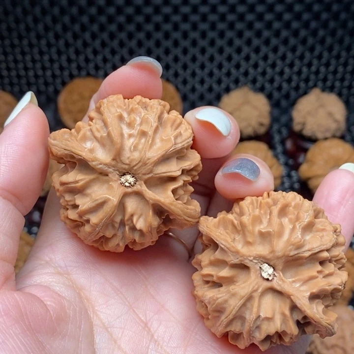 出***鱼吊坠文玩核桃8苹果园45