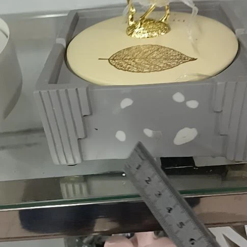 瓷片瑕摆。。。。。。。。。。。。。。