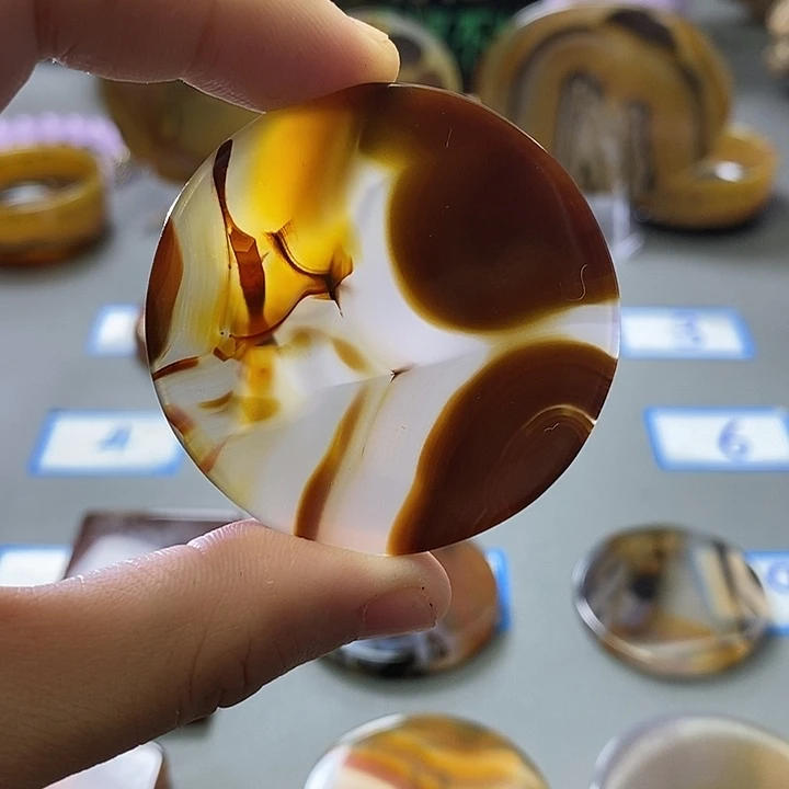 玛瑙/玉髓未镶嵌珠宝半成品77