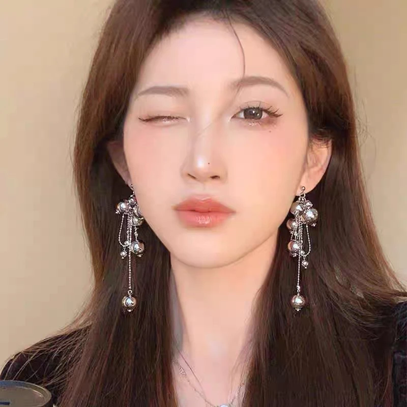 铜合金耳饰 银色系~高级感法式复古金属球流苏吊坠耳环 ins小众女