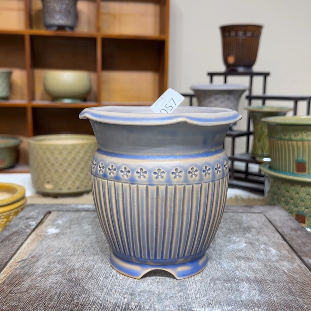 手工花盆 057 内口口径 10.5 cm 外高 13 cm