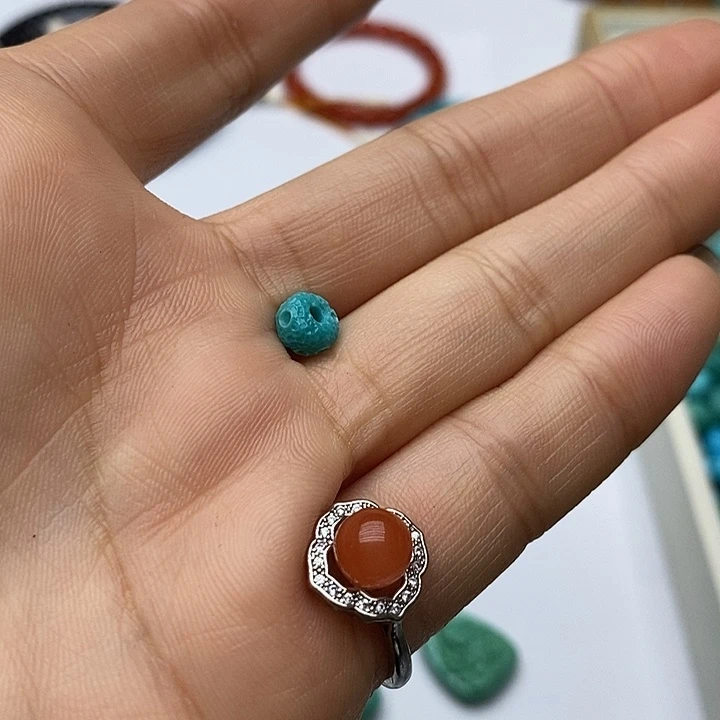 南红玛瑙未镶嵌珠宝奇石