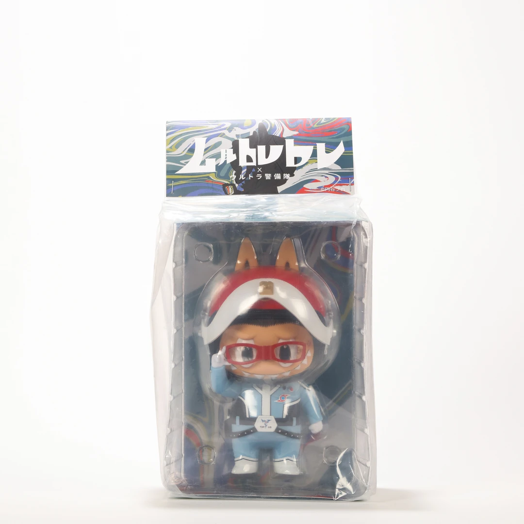 29、龙家升作品 LABUBU警备队【LABUBU拍卖】