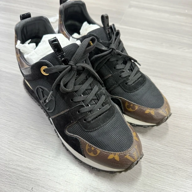 99新 LouisVuitton/路易威登 99新路易威登运动鞋39码 36码