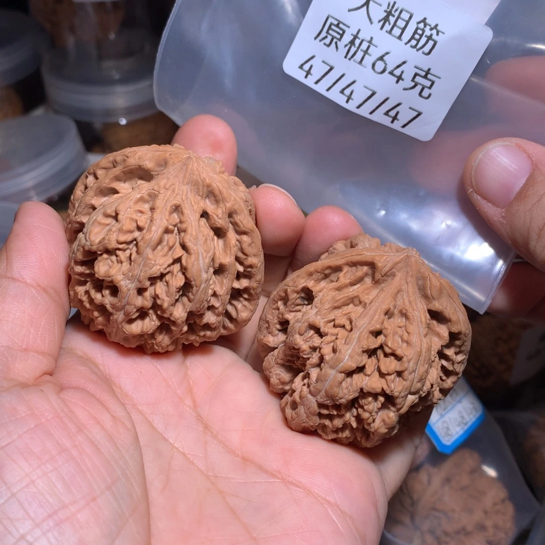 文玩核桃把件47原生态粗筋