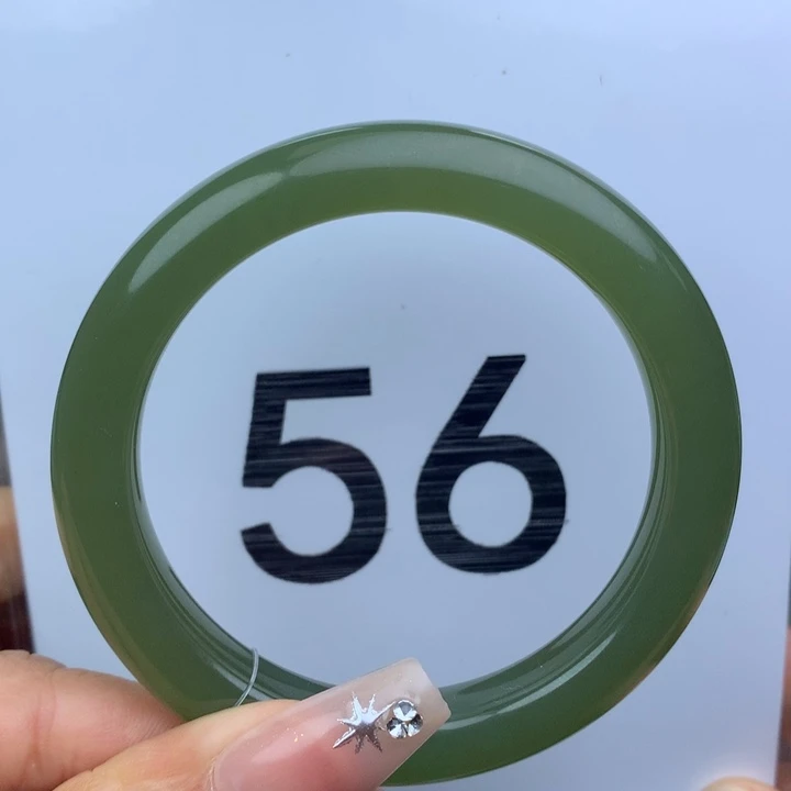 未镶嵌手镯和田玉50