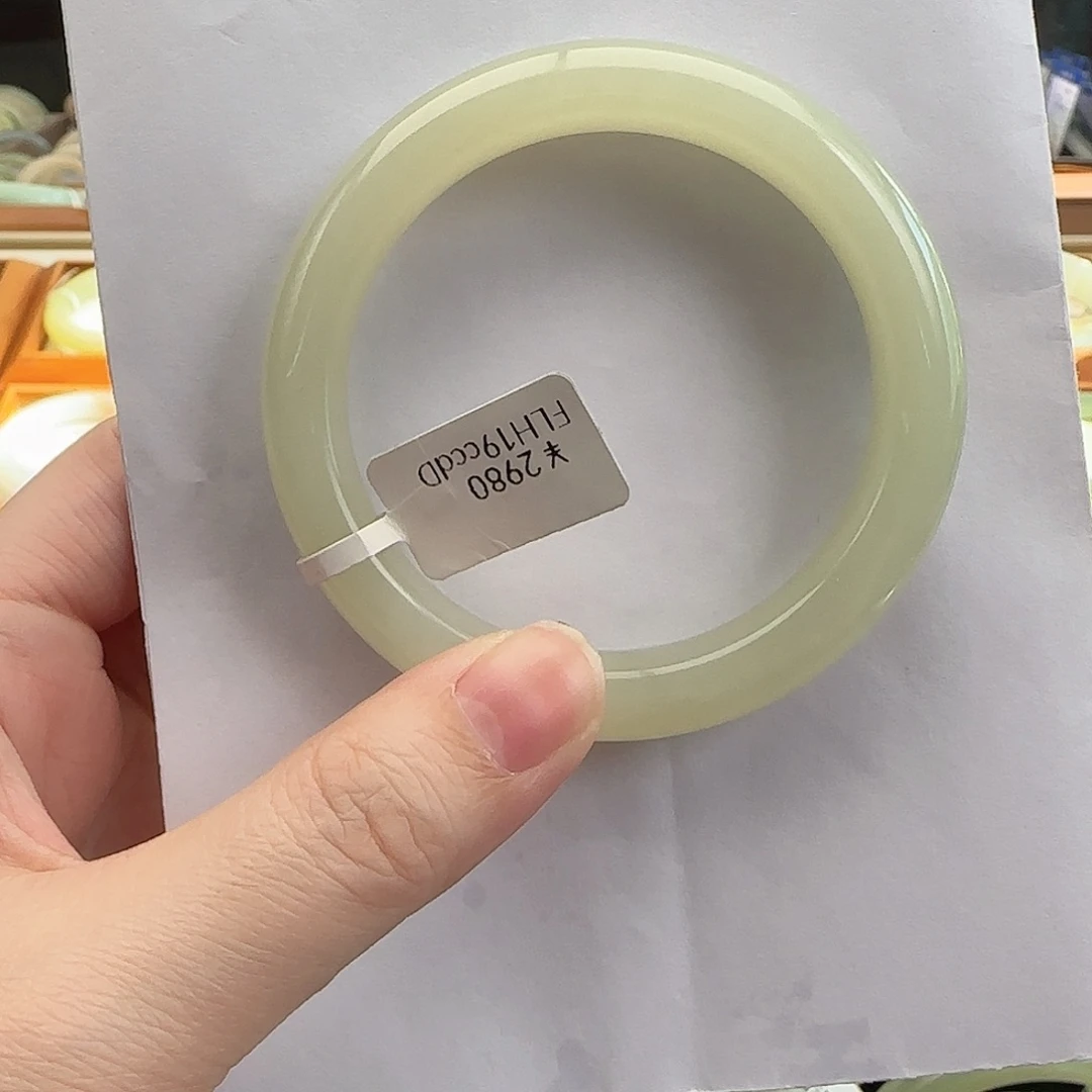 和田玉未镶嵌手镯55