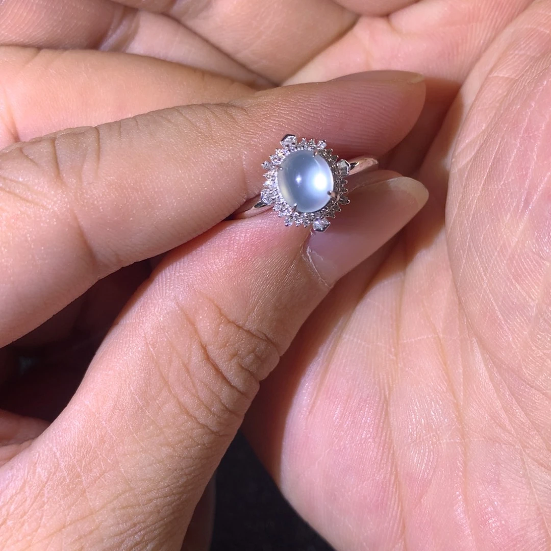 翡翠18K金镶嵌戒指翡翠