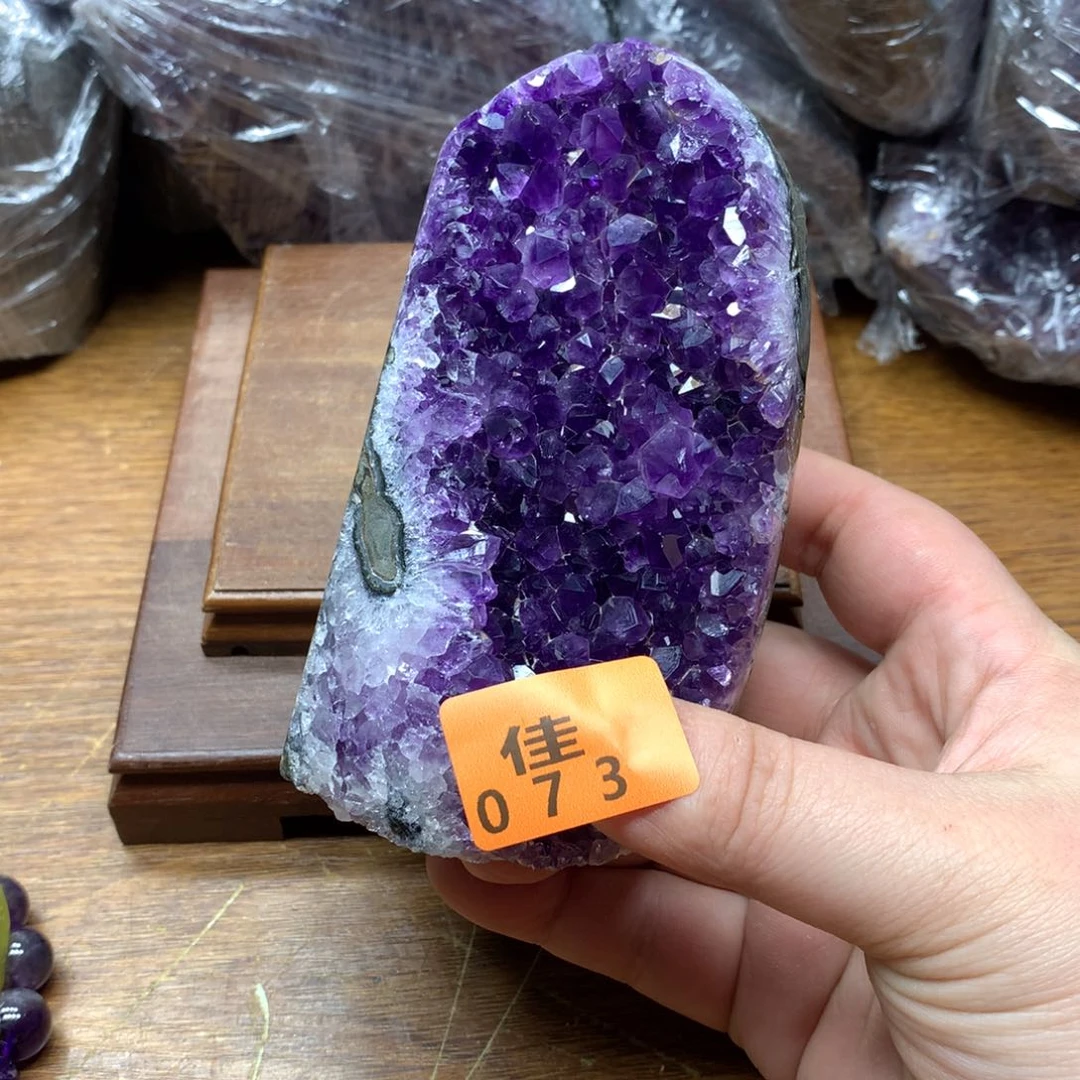 水晶大型摆件（非配饰）未镶嵌