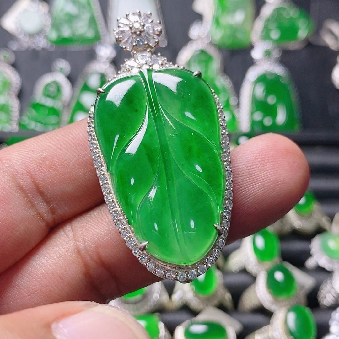 翡翠银S925镶嵌颈饰