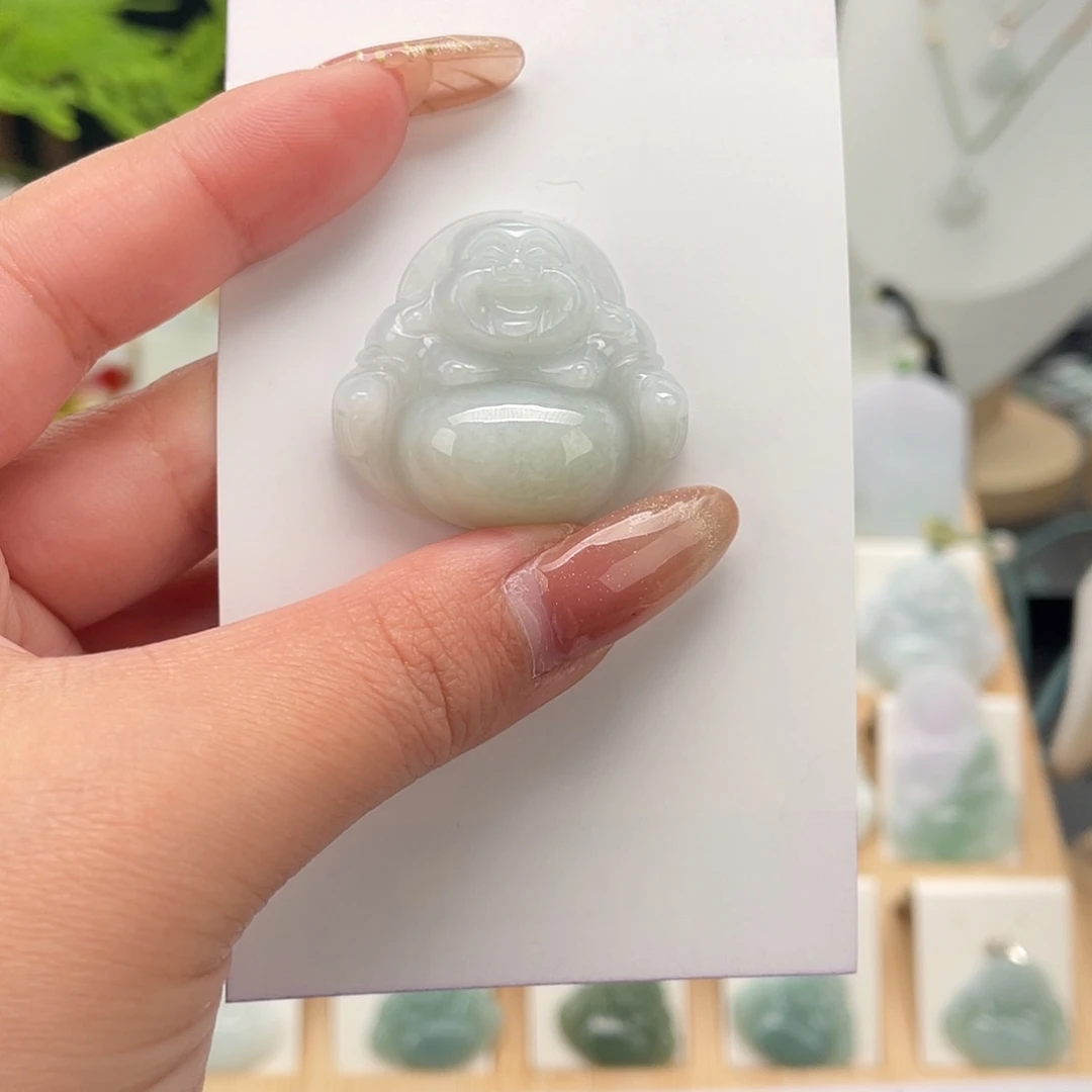 翡翠未镶嵌颈饰佛公